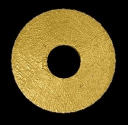 La grande ruota forata d oro custodita nella citta megalitica di Rama Il mito vuole che la Shahqt-mar fu realizzata fondendo il carro celeste del dio Fetonte.The large golden perforated wheel kept in the megalithic city of Rama The myth has it that the Shahqt-mar was made by fusing the celestial chariot of the god Fetonte. La grande ruota forata d oro custodita nella citta megalitica di Rama Il mito vuole che la Shahqt-mar fu realizzata fondendo il carro celeste del dio Fetonte. The large golden perforated wheel kept in the megalithic city of Rama The myth has it that the Shahqt-mar was made by fusing the celestial chariot of the god Fetonte.